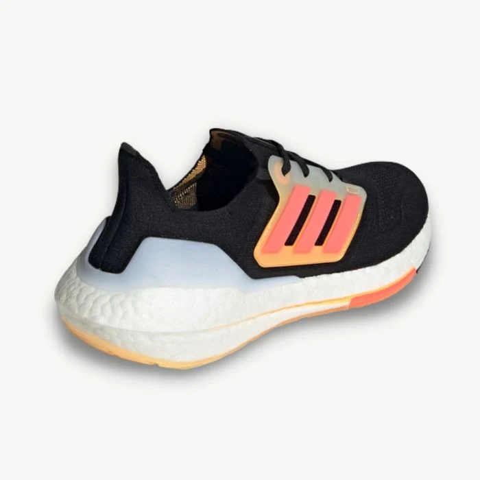 adidas Ultraboost 22 Men's Running Shoes - Image 4