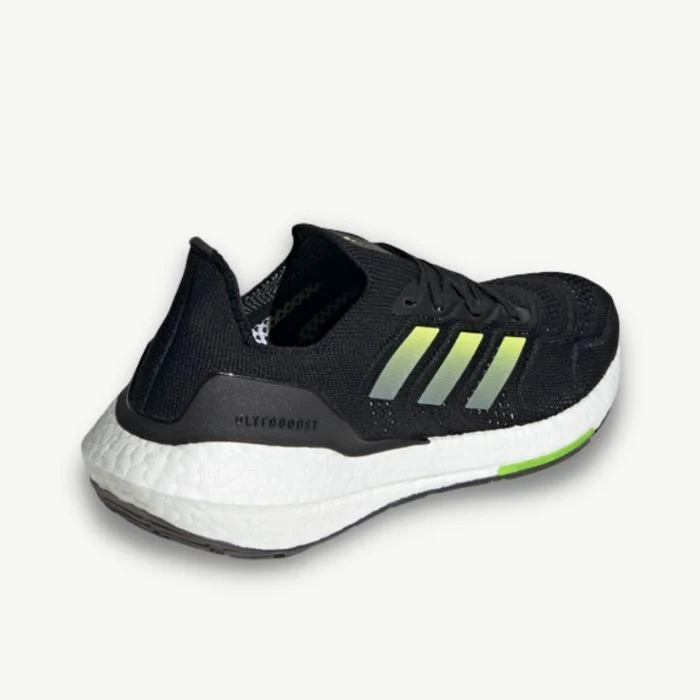 adidas Ultraboost 22 HEAT.RDY Men's Running Shoes - Image 4